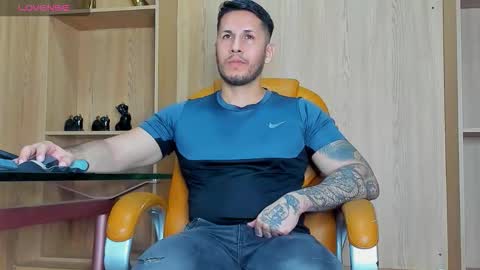 Snapshot of george_diesell_ chatting on January 2026 03:41:01 AM George online show from January 2026 03:41:01 AM