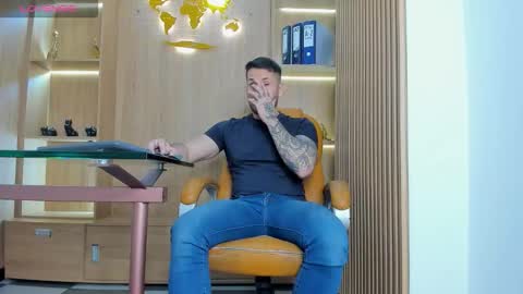 Snapshot of george_diesell_ chatting on February 2026 06:48:01 PM George online show from February 2026 06:48:01 PM