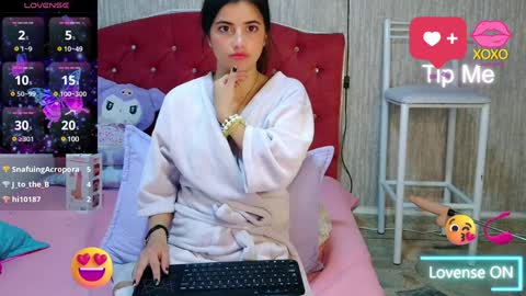 Snapshot of georgia_oli chatting on January 2025 09:59:01 AM georgia_oli online show from January 2025 09:59:01 AM