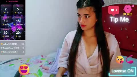 Snapshot of georgia_oli chatting on February 2025 06:44:01 PM georgia_oli online show from February 2025 06:44:01 PM