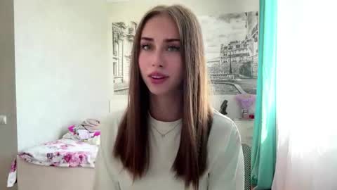 Snapshot of georgiaminchella chatting on June 2026 07:16:02 AM Aurora online show from June 2026 07:16:02 AM