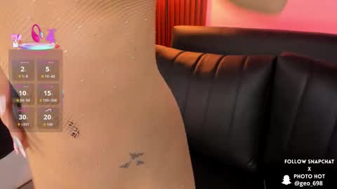 Snapshot of georgina_caruso chatting on September 2025 04:06:02 AM Georgina Caruso online show from September 2025 04:06:02 AM