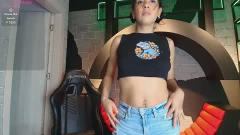 Snapshot of georginacollins chatting on October 2025 11:25:01 AM Georgina online show from October 2025 11:25:01 AM