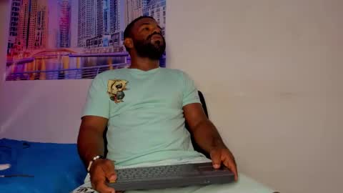 Snapshot of gerald_scott7 chatting on November 2025 03:49:02 AM GERALD online show from November 2025 03:49:02 AM