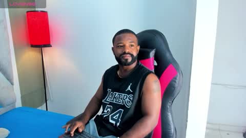 Snapshot of gerald_scott7 chatting on December 2025 07:53:02 PM GERALD online show from December 2025 07:53:02 PM