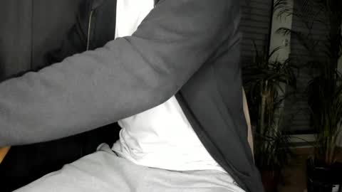 Snapshot of germanmike1997 chatting on January 2025 04:41:01 PM germanmike1997 online show from January 2025 04:41:01 PM