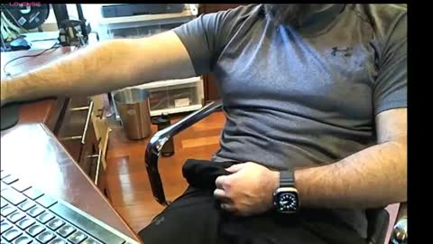 Snapshot of geronimo_431 chatting on January 2025 07:10:01 PM Daddy Jokes online show from January 2025 07:10:01 PM