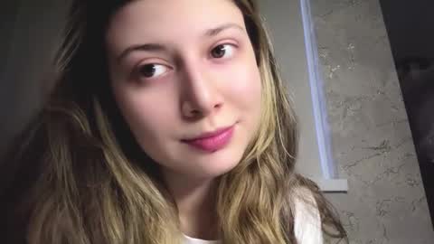 Snapshot of gertudewinfough chatting on December 2025 01:17:04 PM Diana online show from December 2025 01:17:04 PM