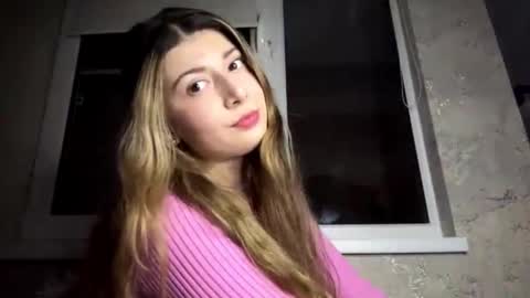 Snapshot of gertudewinfough chatting on December 2025 04:14:02 PM Diana online show from December 2025 04:14:02 PM