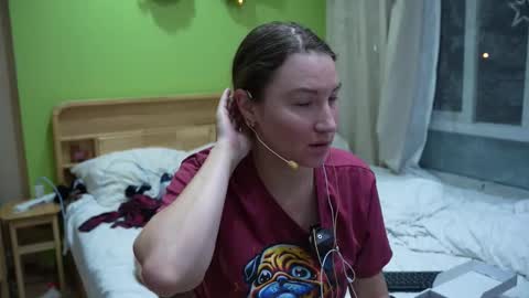 Snapshot of gessifossa chatting on September 2025 12:05:01 PM Anna online show from September 2025 12:05:01 PM