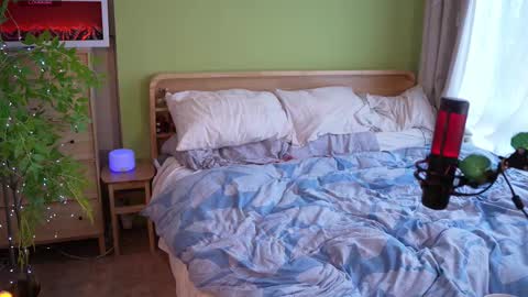 Snapshot of gessifossa chatting on November 2025 12:33:01 AM Anna online show from November 2025 12:33:01 AM