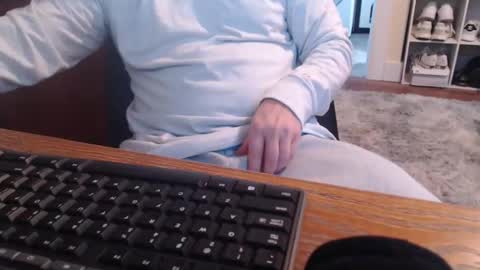 gethoggy online show from February 2026 07:32:01 PM