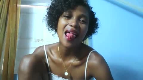 gggloria online show from November 2025 06:45:02 AM