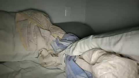 Snapshot of gggmgr chatting on October 2025 01:34:01 AM GMGR online show from October 2025 01:34:01 AM