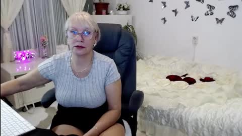 Ghertrudequeen online show from October 2025 03:04:01 AM