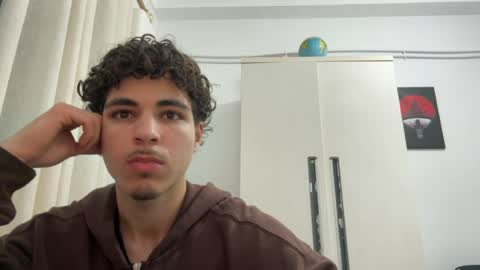 ghilassss online show from March 2026 11:28:02 PM