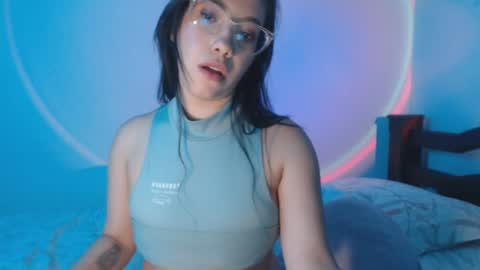 Im Jenn Next stream Monday - start -5 GMT online show from December 2024 02:47:01 AM