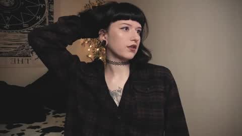 ghoticspectre online show from April 2026 04:29:01 PM