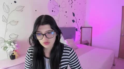 Snapshot of gia_brawn chatting on October 2025 11:17:01 AM Gia online show from October 2025 11:17:01 AM