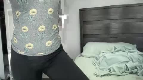 The Queen of Squirt online show from February 2025 09:46:01 PM