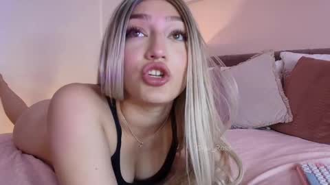 Gia online show from February 2025 02:37:01 PM