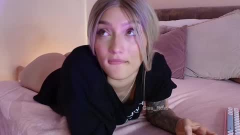 Gia online show from February 2025 06:21:01 PM