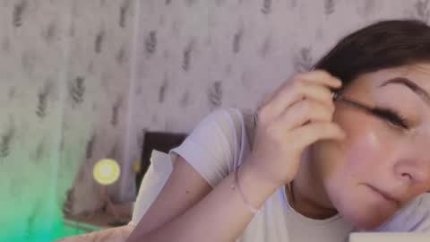 Gia online show from September 2025 12:38:02 PM