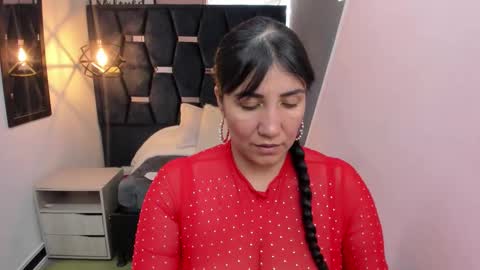 Snapshot of giafox_ chatting on December 2025 05:08:02 PM G I A FOX online show from December 2025 05:08:02 PM