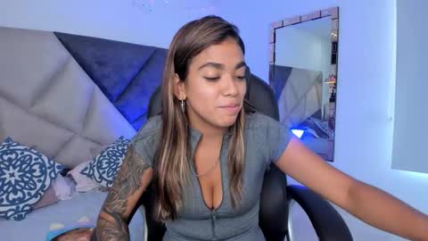 Gia  online show from February 2026 06:27:01 PM