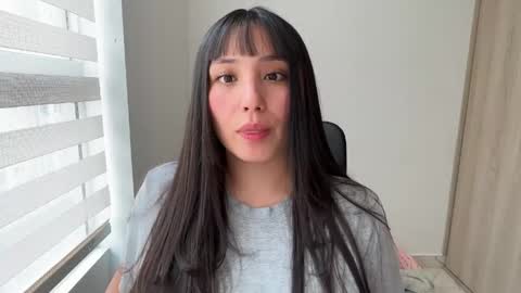 Gianna Lee online show from April 2026 07:09:02 PM