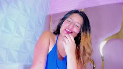 Snapshot of giaroussel chatting on January 2025 08:56:02 PM GiaRoussel online show from January 2025 08:56:02 PM