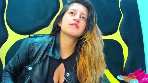 Snapshot of giaroussel chatting on March 2025 08:35:02 PM GiaRoussel online show from March 2025 08:35:02 PM