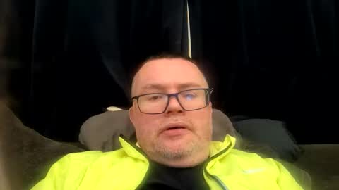 Snapshot of giddyup2222222 chatting on February 2026 07:32:02 PM giddyup2222222 online show from February 2026 07:32:02 PM