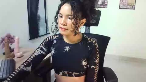 Snapshot of gigi_scott_ chatting on December 2025 03:12:03 AM GIGI STCOTT online show from December 2025 03:12:03 AM