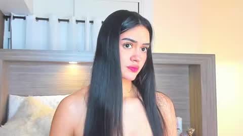 gigi wilden online show from November 2025 02:43:02 PM