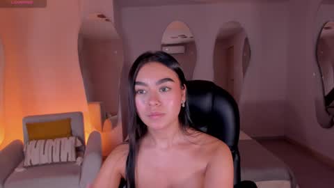 GIGI online show from December 2024 02:56:01 AM