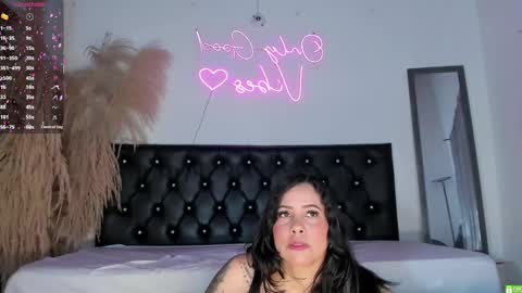 Snapshot of giiny_ chatting on September 2025 01:50:01 AM pamela online show from September 2025 01:50:01 AM