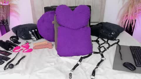 Snapshot of giiny_ chatting on February 2026 02:53:01 AM pamela online show from February 2026 02:53:01 AM