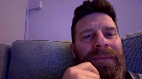 Gilbert online show from February 2025 10:43:02 PM