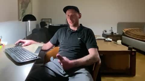 Sebastian online show from February 2025 12:52:01 AM