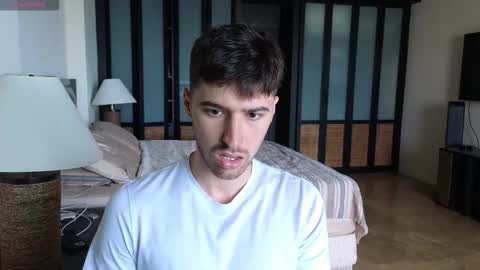 gilbertogonzales online show from November 2025 02:11:02 AM