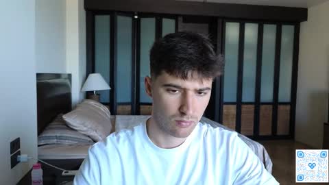 gilbertogonzales online show from December 2025 03:44:02 AM