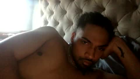 Snapshot of gilbone_gattsby chatting on April 2026 08:58:02 PM gilbone_gattsby online show from April 2026 08:58:02 PM