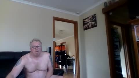 Snapshot of gimmmieoooo chatting on May 2026 11:23:04 PM gimmmieoooo online show from May 2026 11:23:04 PM