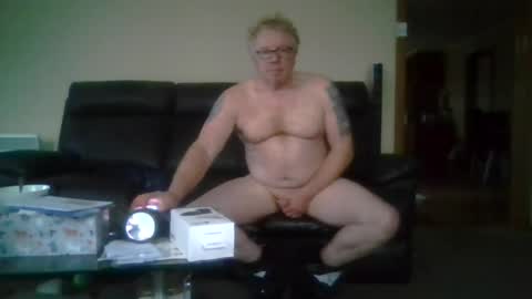 Snapshot of gimmmieoooo chatting on June 2026 06:25:02 AM gimmmieoooo online show from June 2026 06:25:02 AM