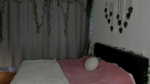 Gin online show from May 2026 06:42:02 AM