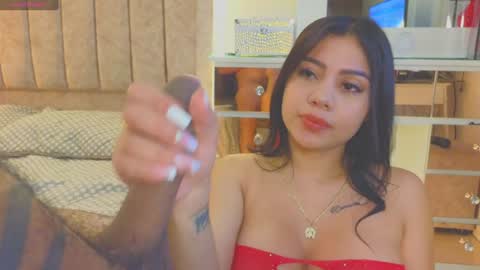 Snapshot of gina_akemi chatting on October 2025 11:00:02 AM O GINA AND AKEMI online show from October 2025 11:00:02 AM