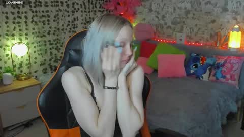 Gina online show from May 2026 01:23:02 AM