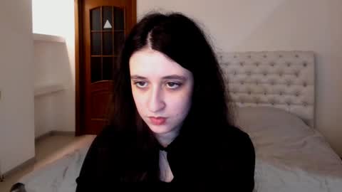 Kate online show from February 2025 12:05:02 PM