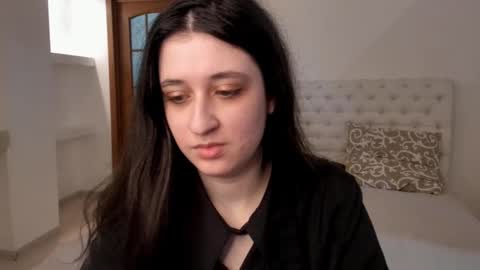 Kate online show from March 2025 10:44:02 AM